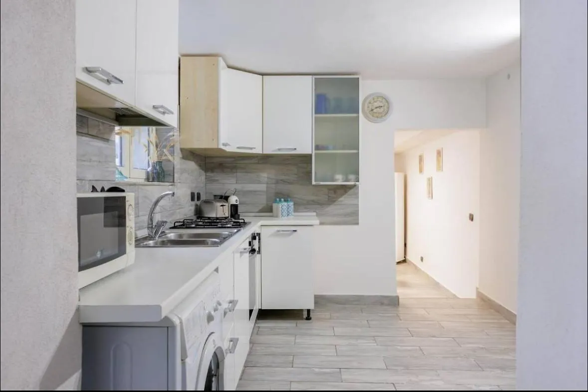 Nonnatitta A Chiaia Apartment Naples Italy