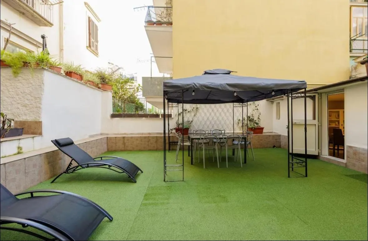 Nonnatitta A Chiaia Apartment Naples